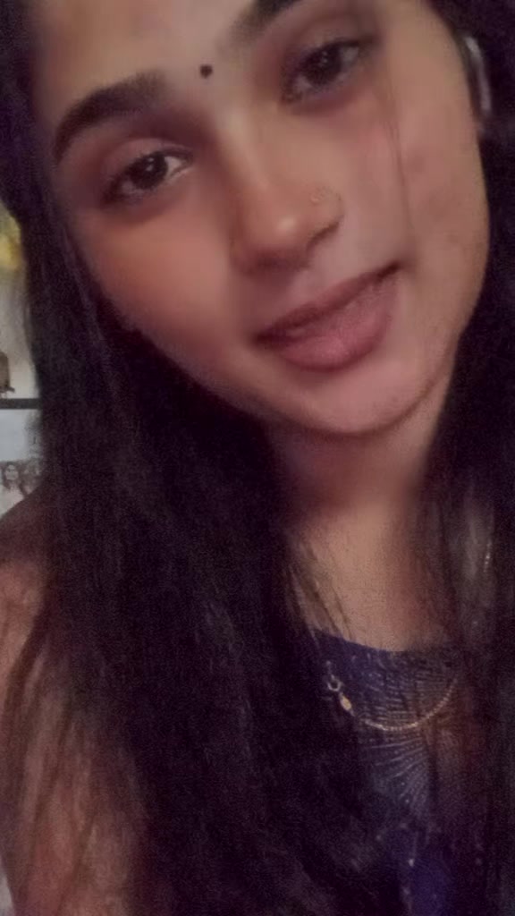 @🫴❤️ இவள்🫴❤️💜