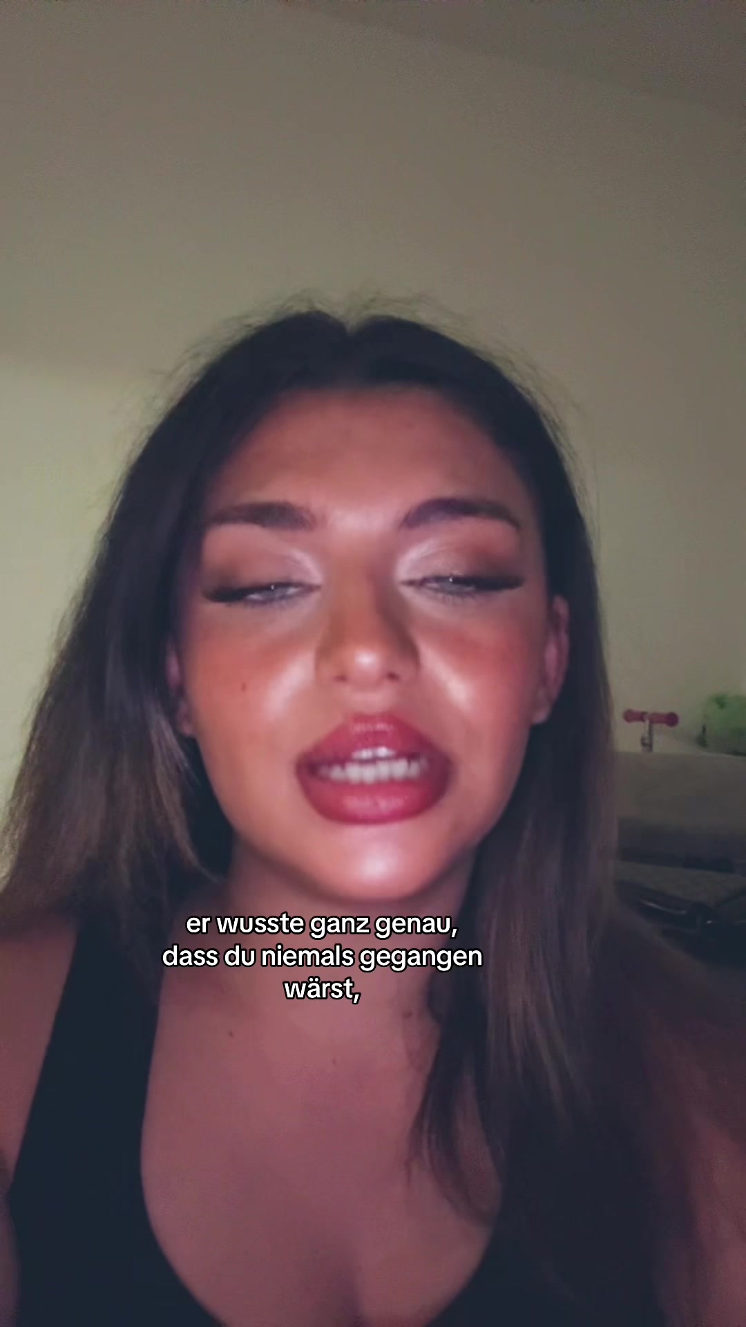 @MiraBks
