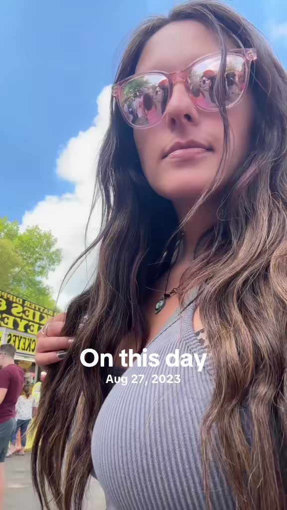 @Barefootmamamn