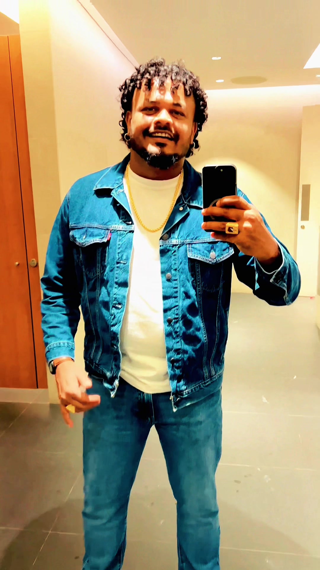 @Tharmavelan8