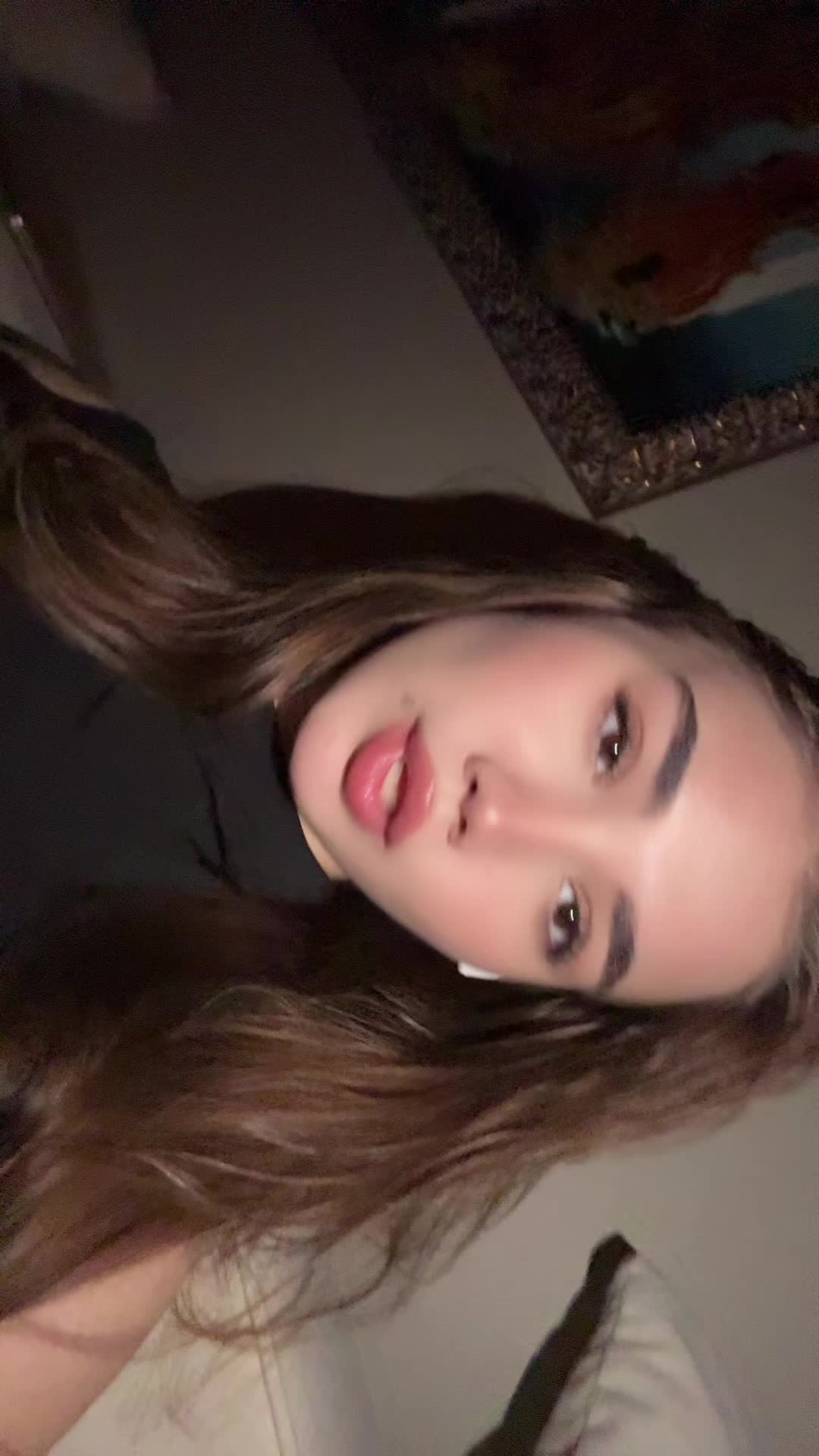 @𝒜.
