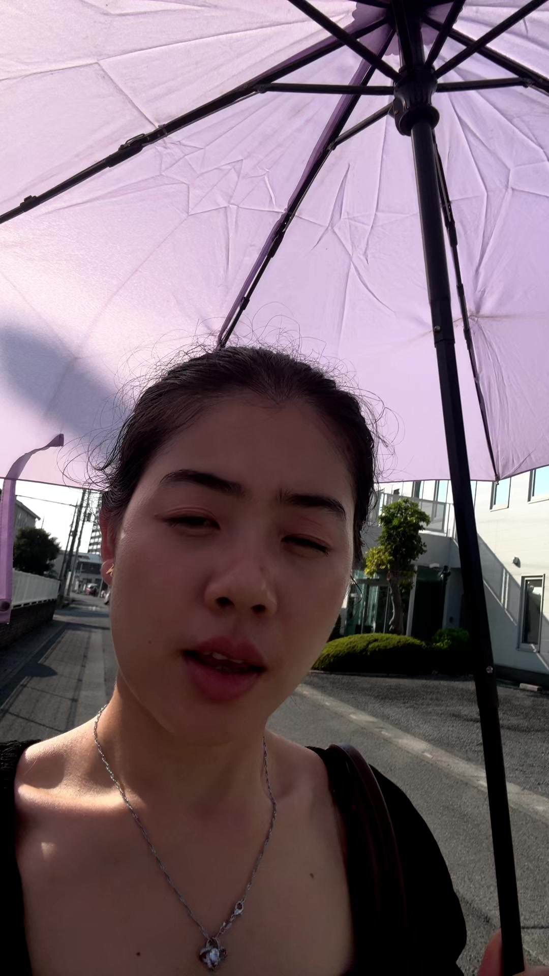 @Hnin Pearl Zaw