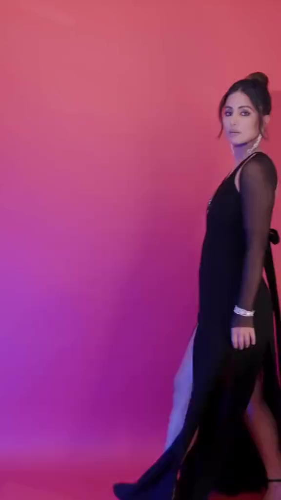 @Hina Khan 💎