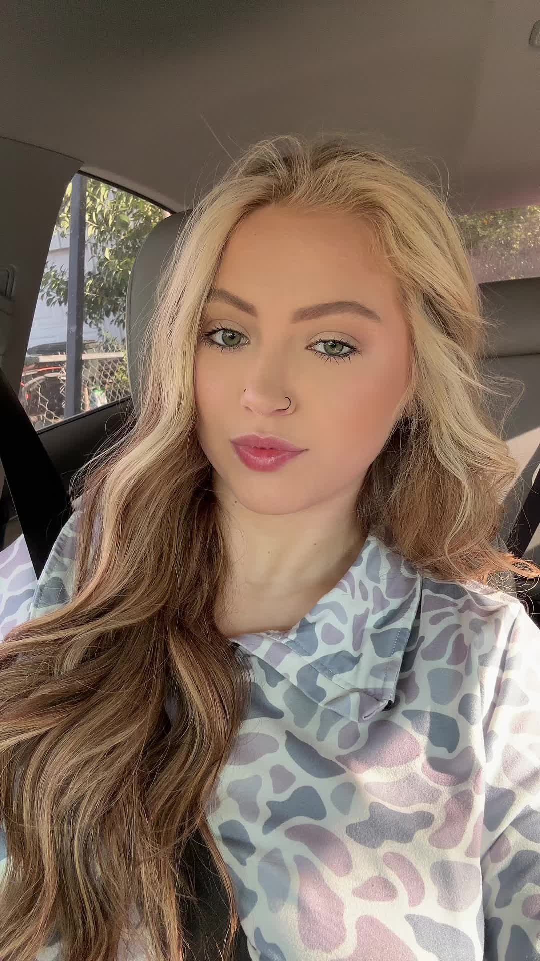 @Anzleighhh