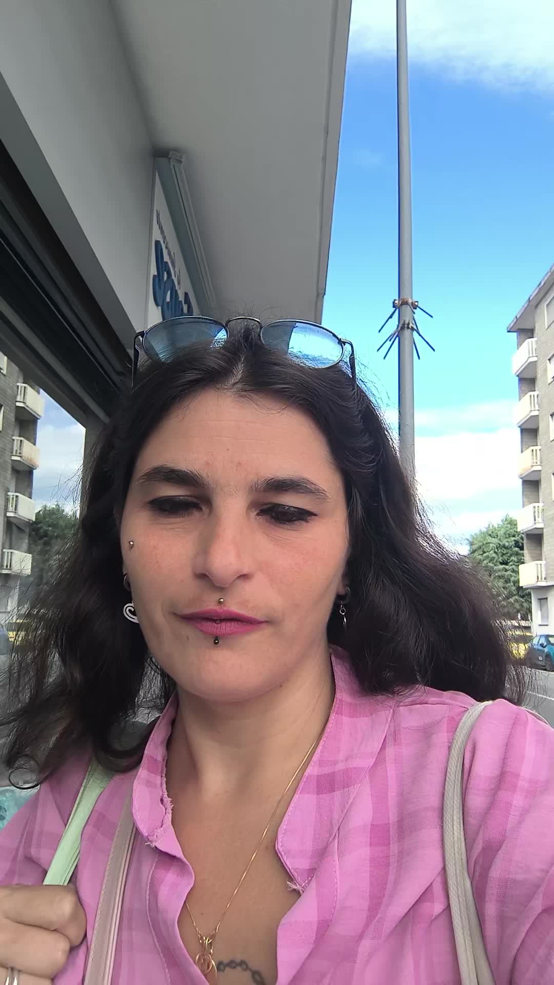 @ᴸᵒʳʸ84 🌈