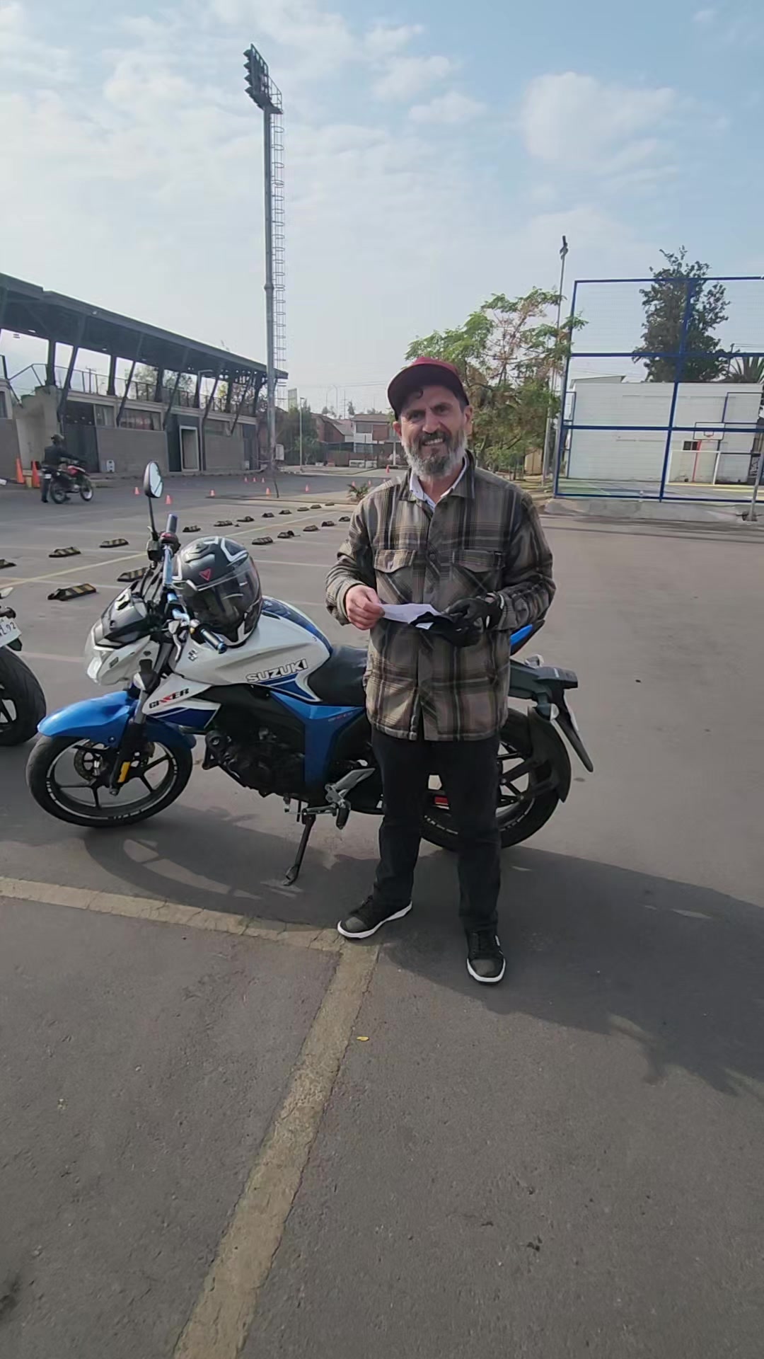 @CLASESDEMOTO.GIXXERMANIA
