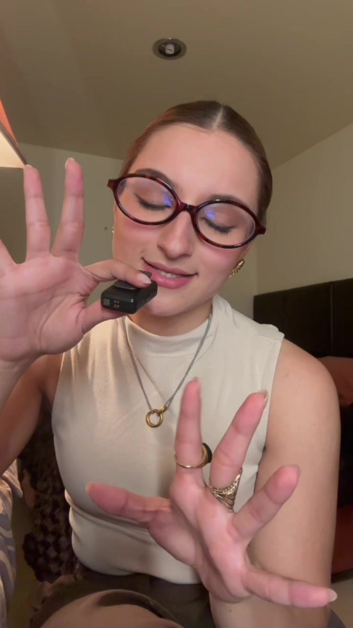 @Vi