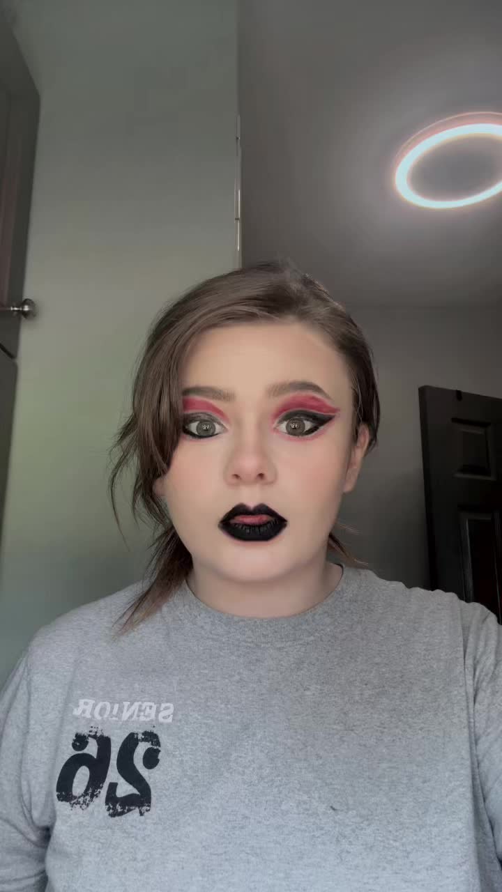 @Julianna