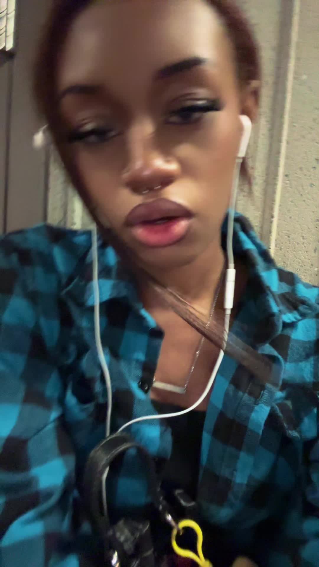 @LAYLA