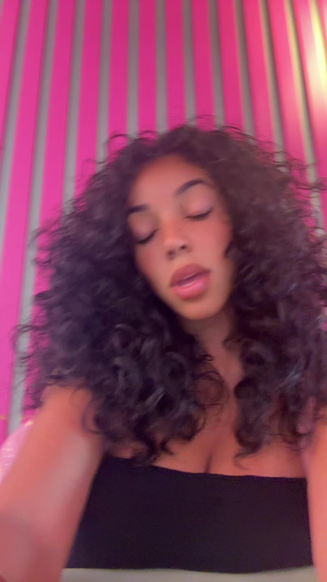 @Jaraline💫