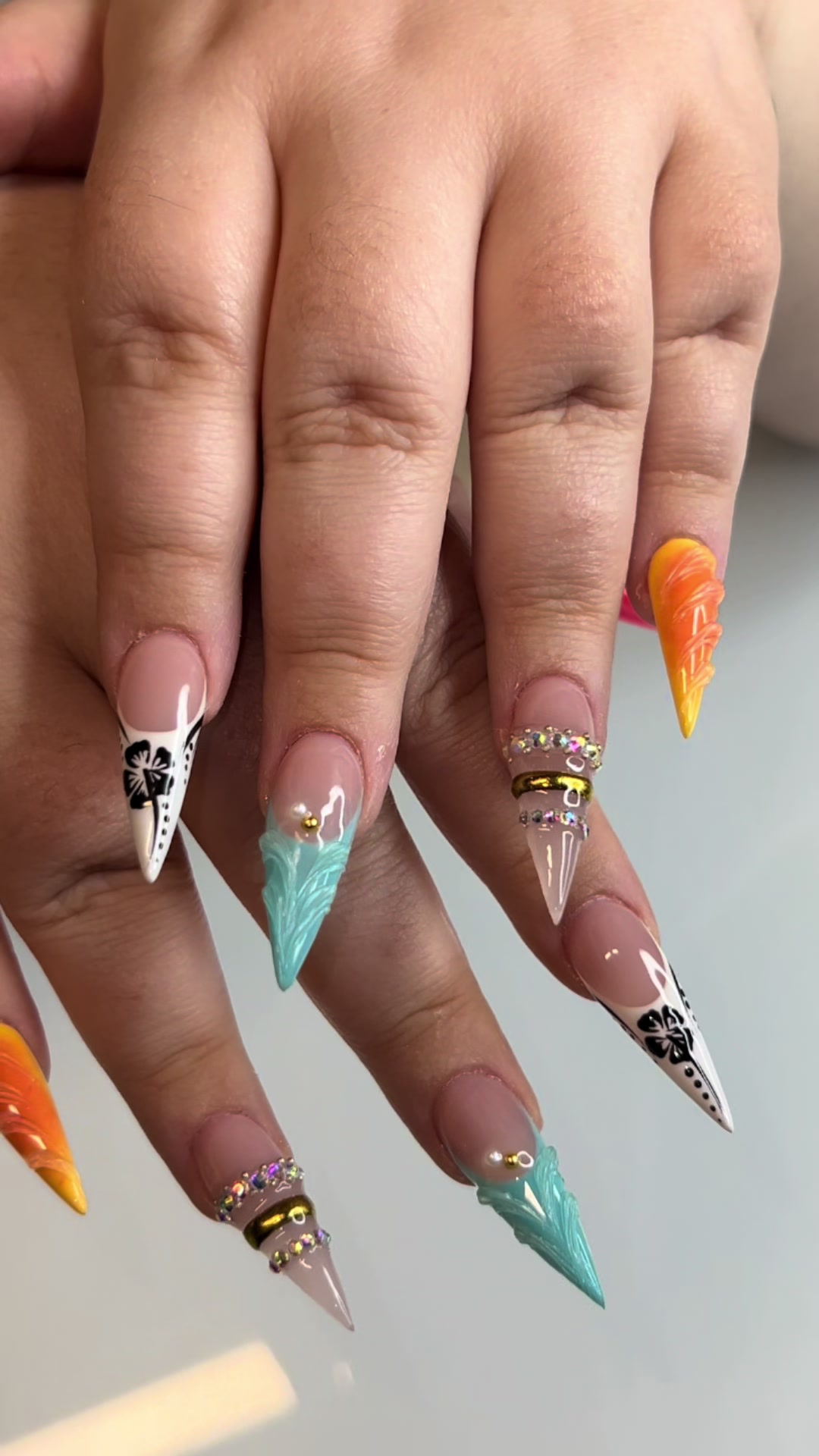 @lizthenailtexh
