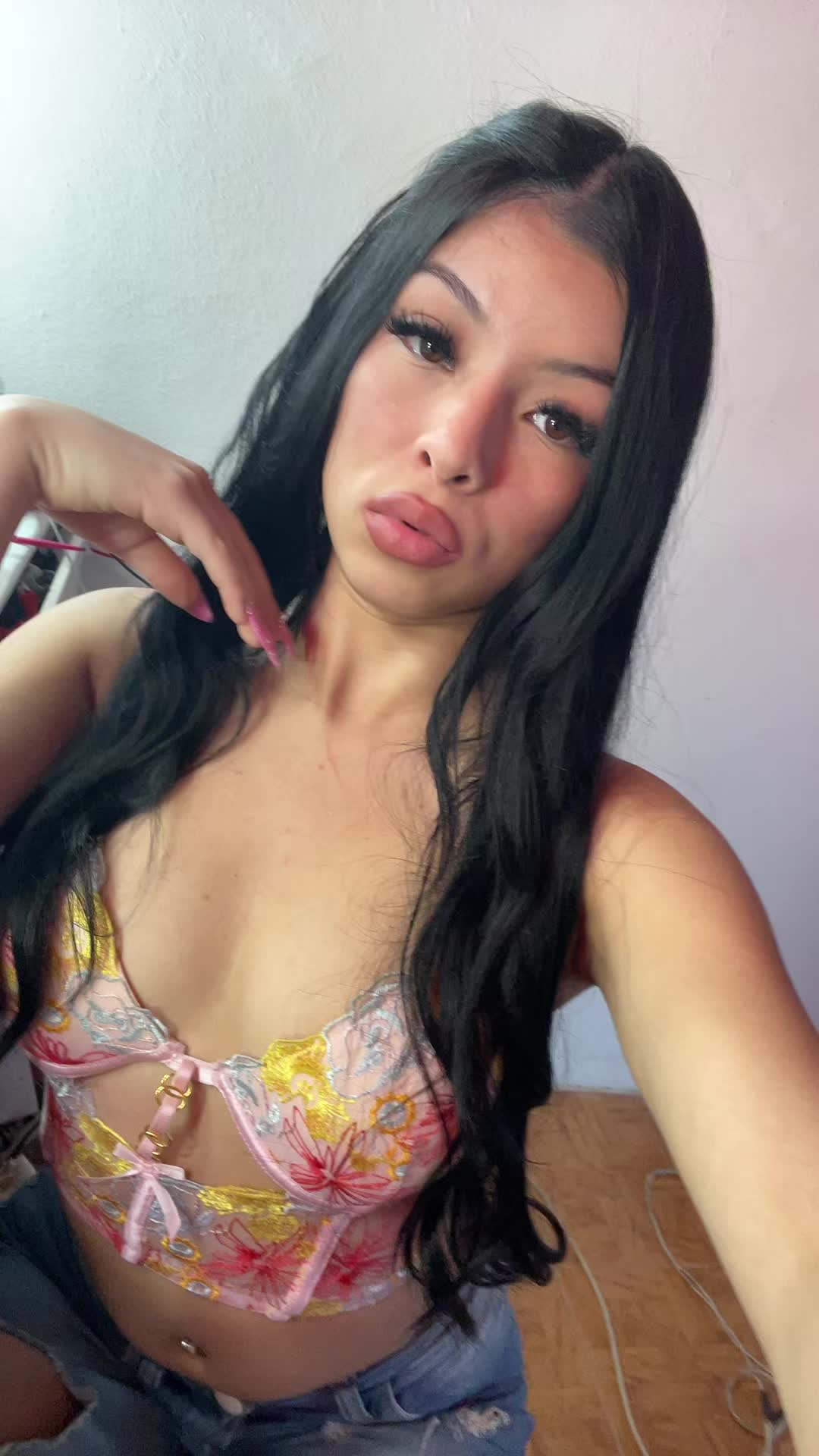@_candela.bz