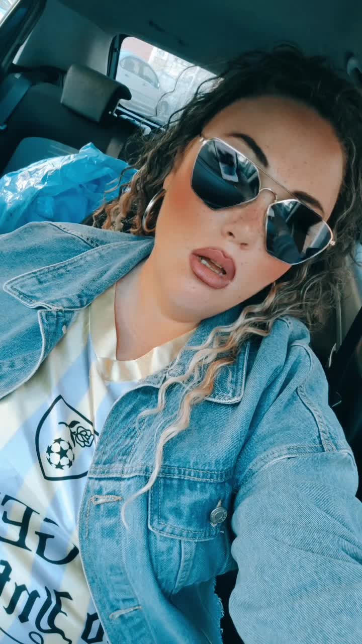 @Jessy 💙💜💙