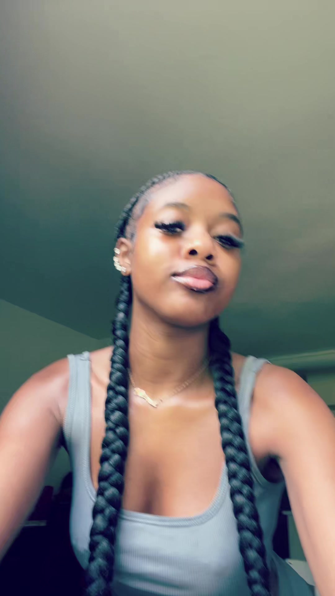 @e