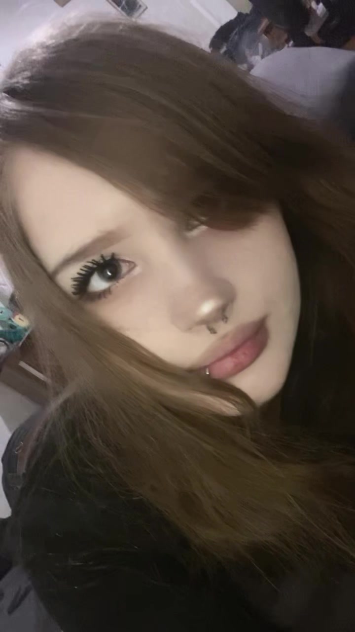 @gothgirlslut