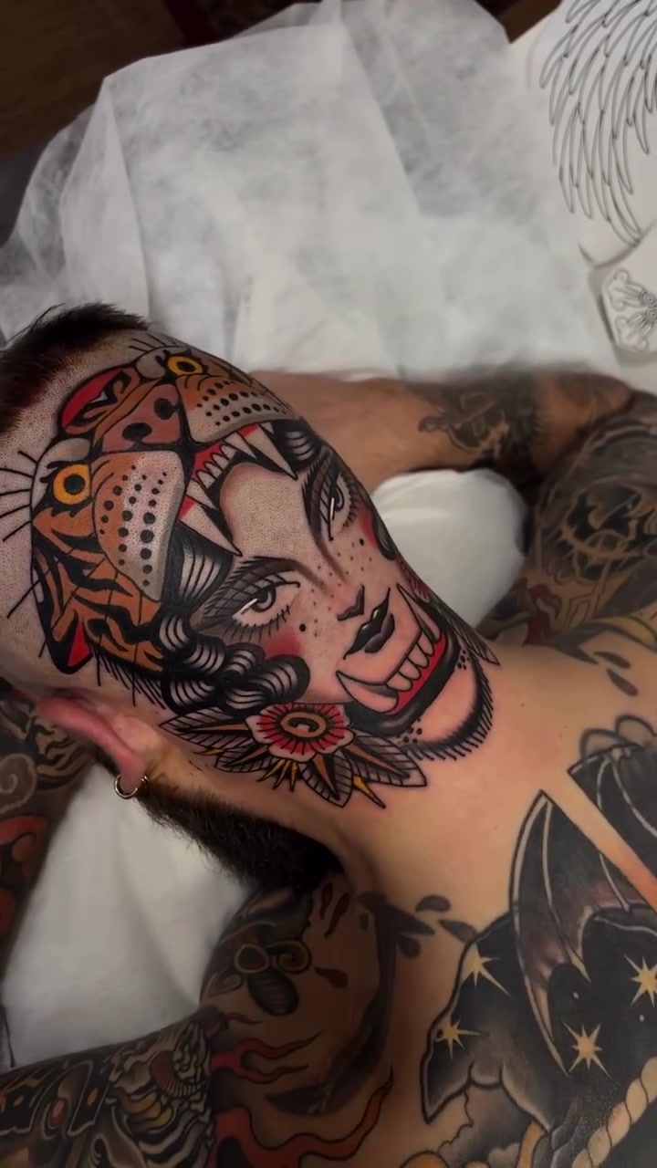 @d_world_of_ink