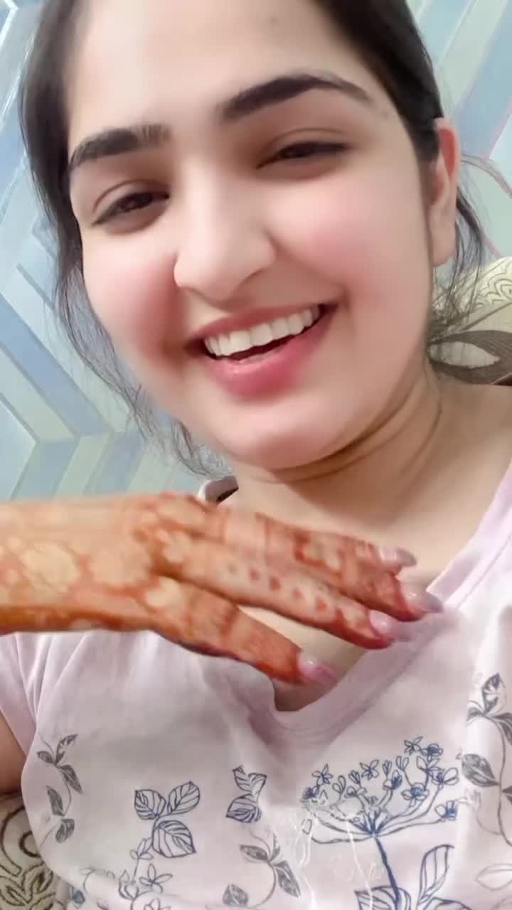 @Ayesha Khan