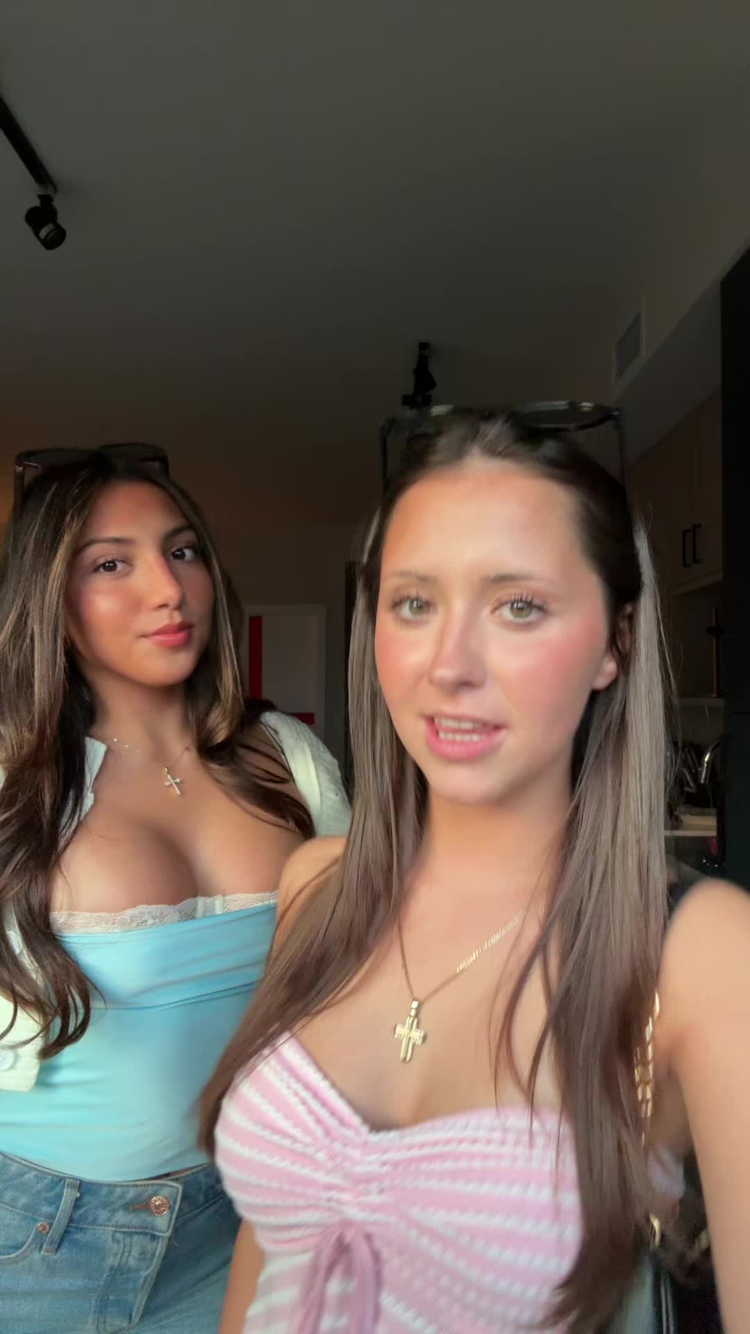 @Ana