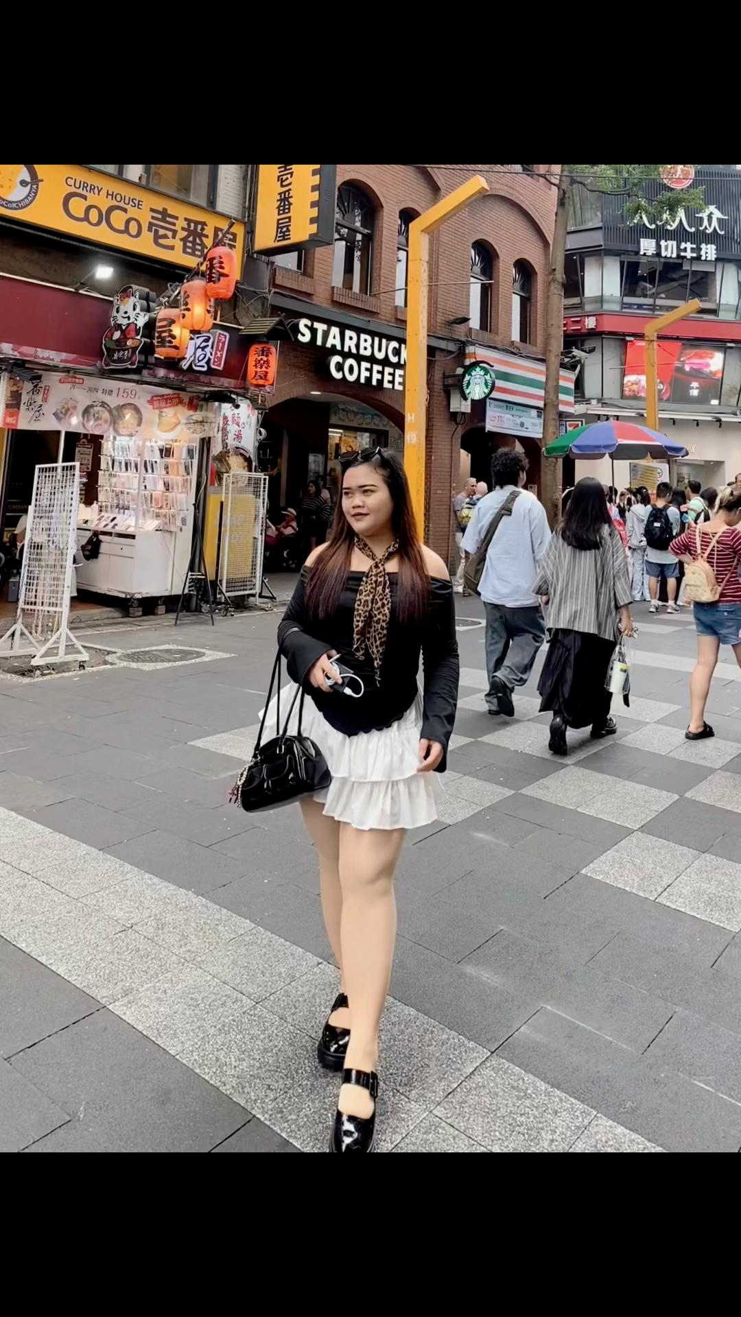 @juliow