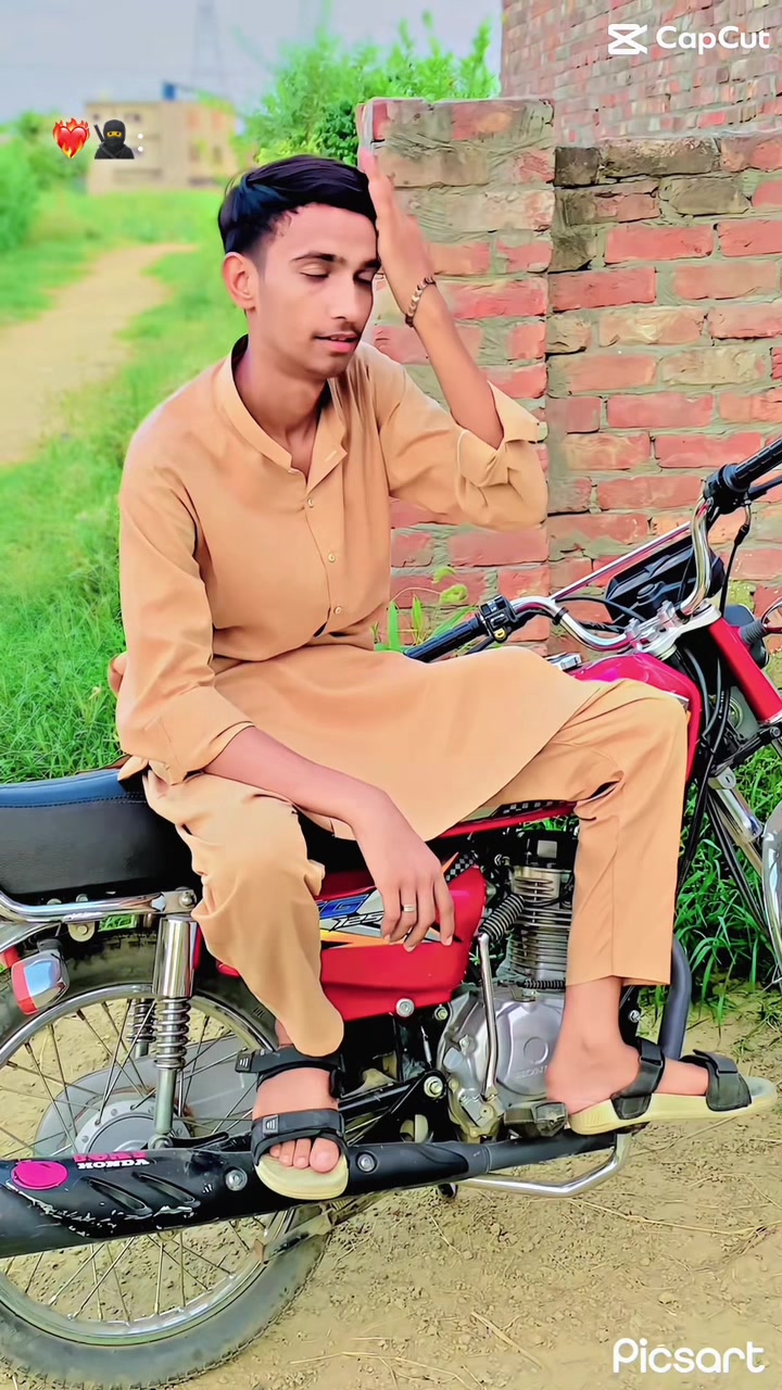 @🦋⃟🇫AisAL._.BhAtTi❤️🔥