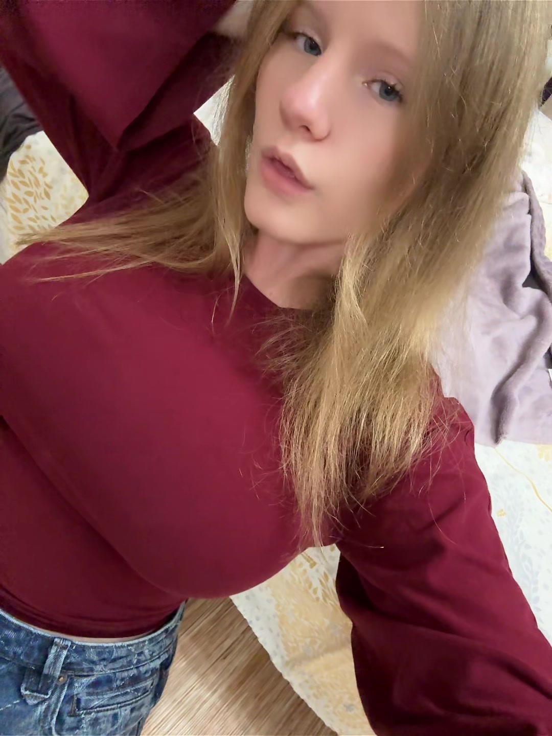 @mamakarina)