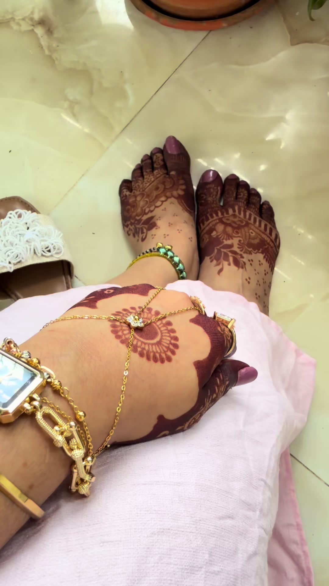 @Farah_Chowdhury