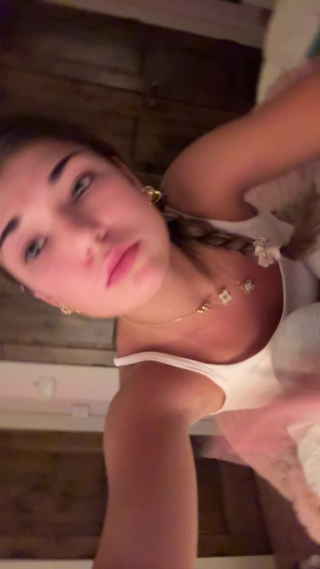 @🥰