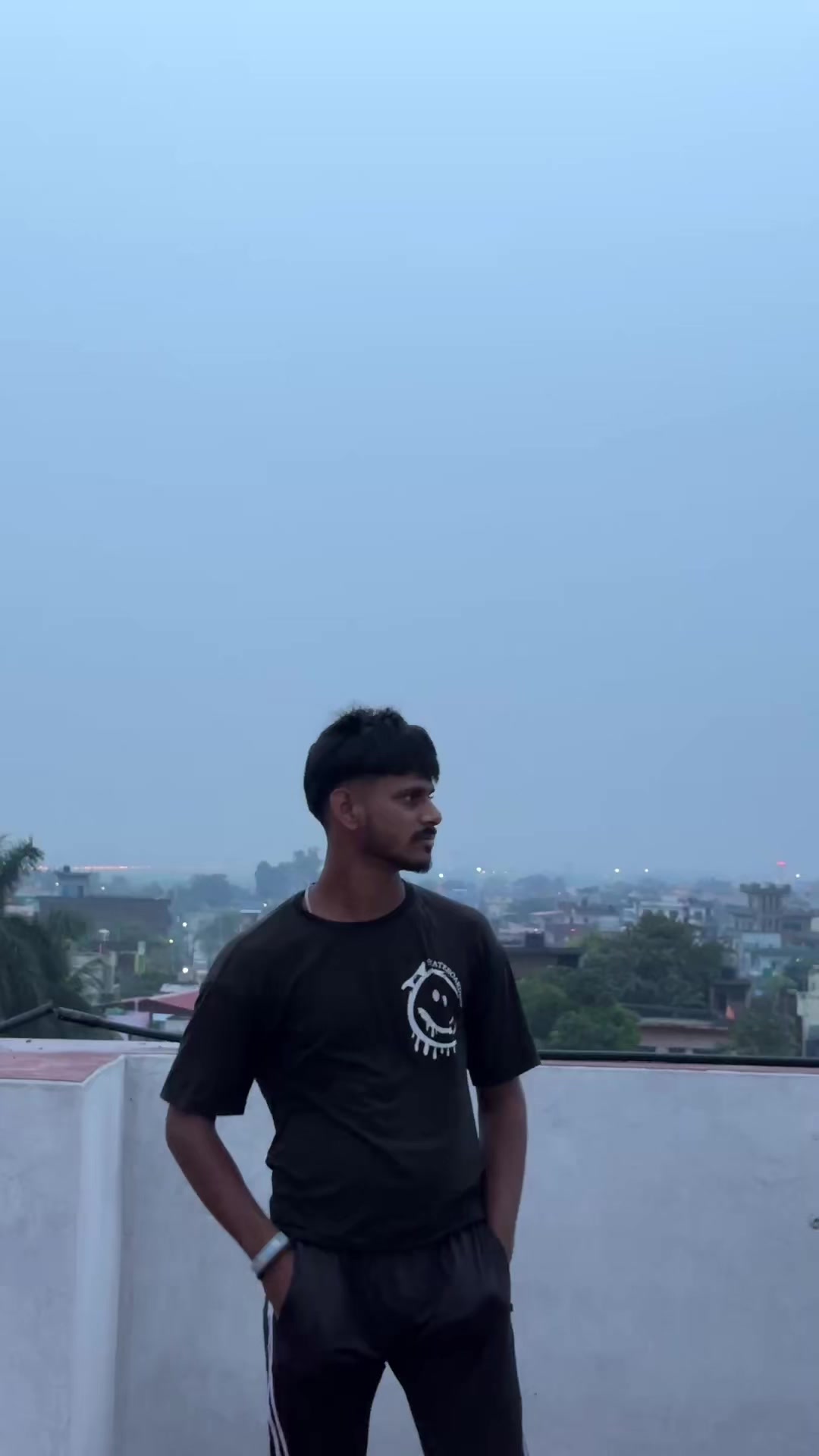 @$ Suraj🗡️ maurya 
