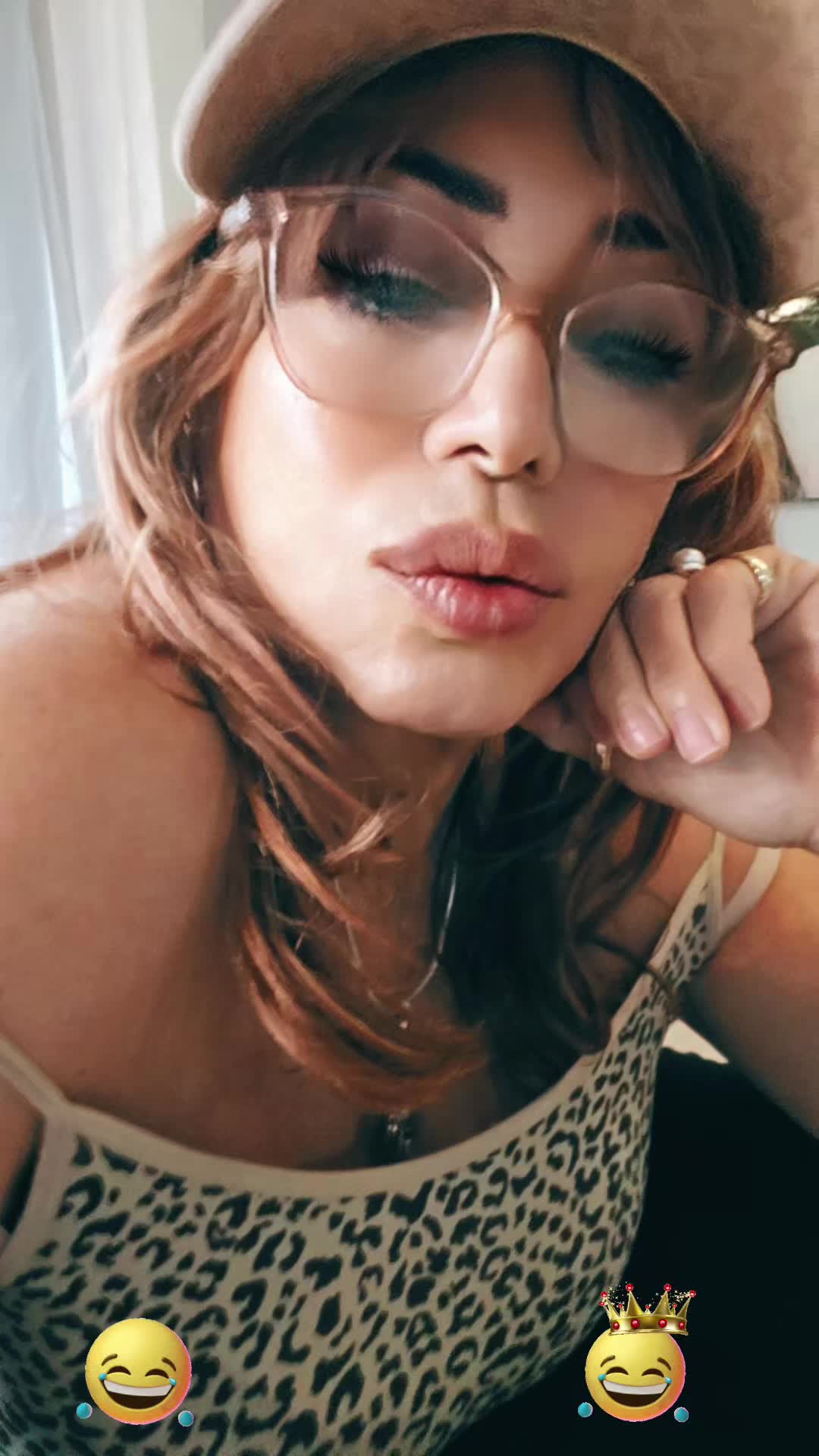 @Queen