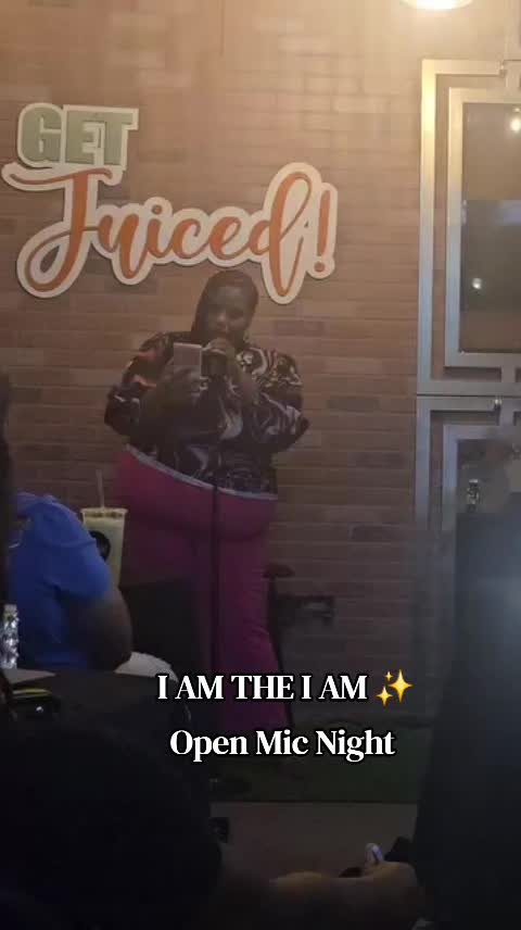 @Kelia (Keeyy-laa)