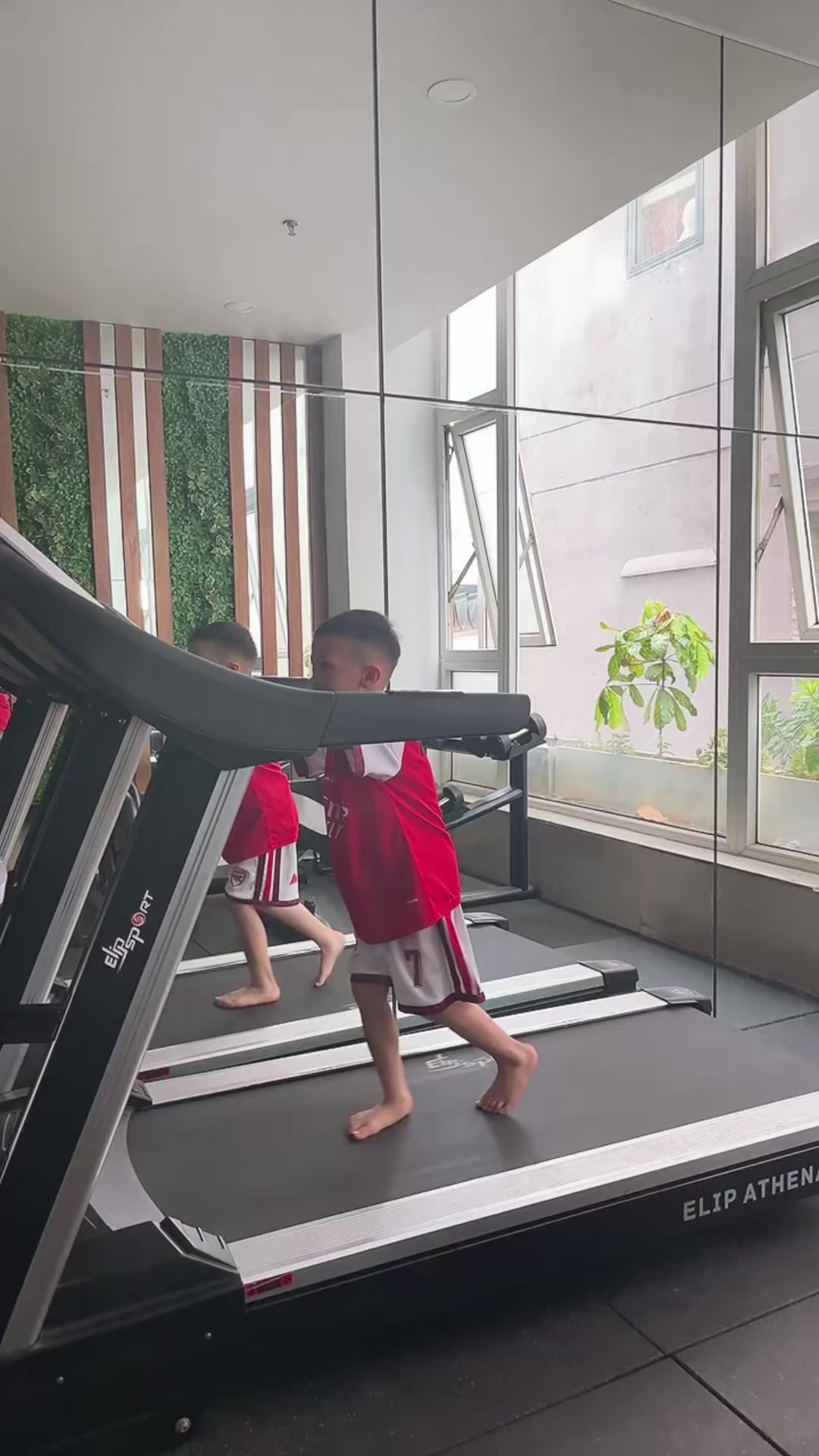 @Nguyen Hai
