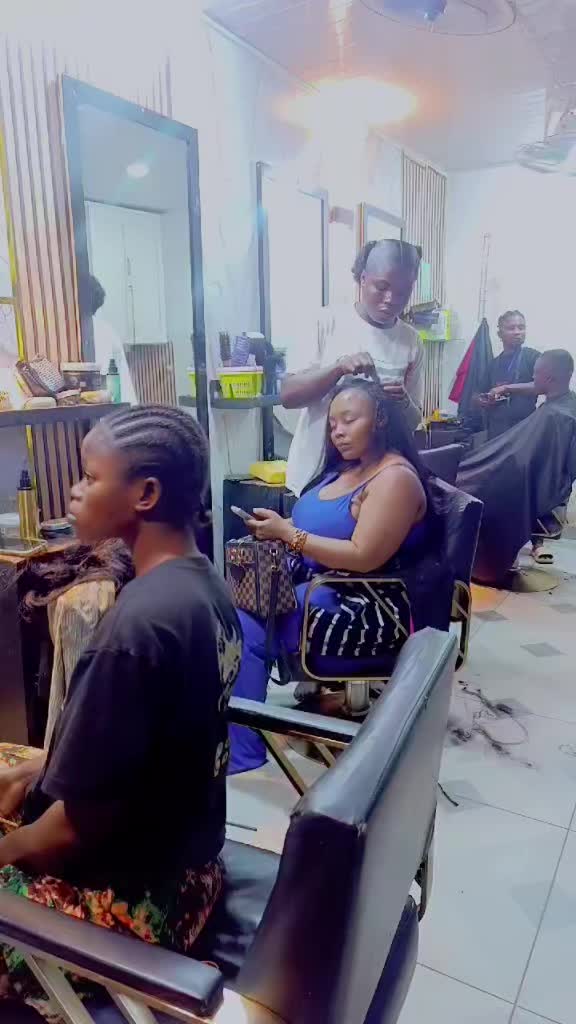 @Ang&egrave;le beauty hair