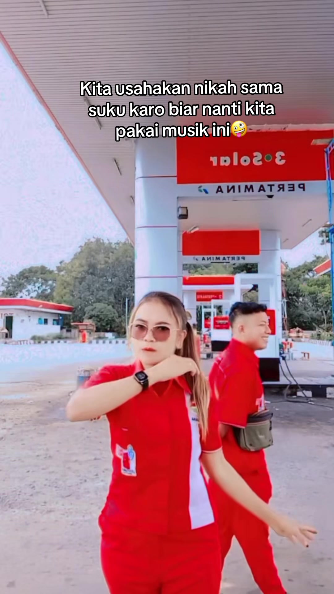 @Cewek pombensin 😜