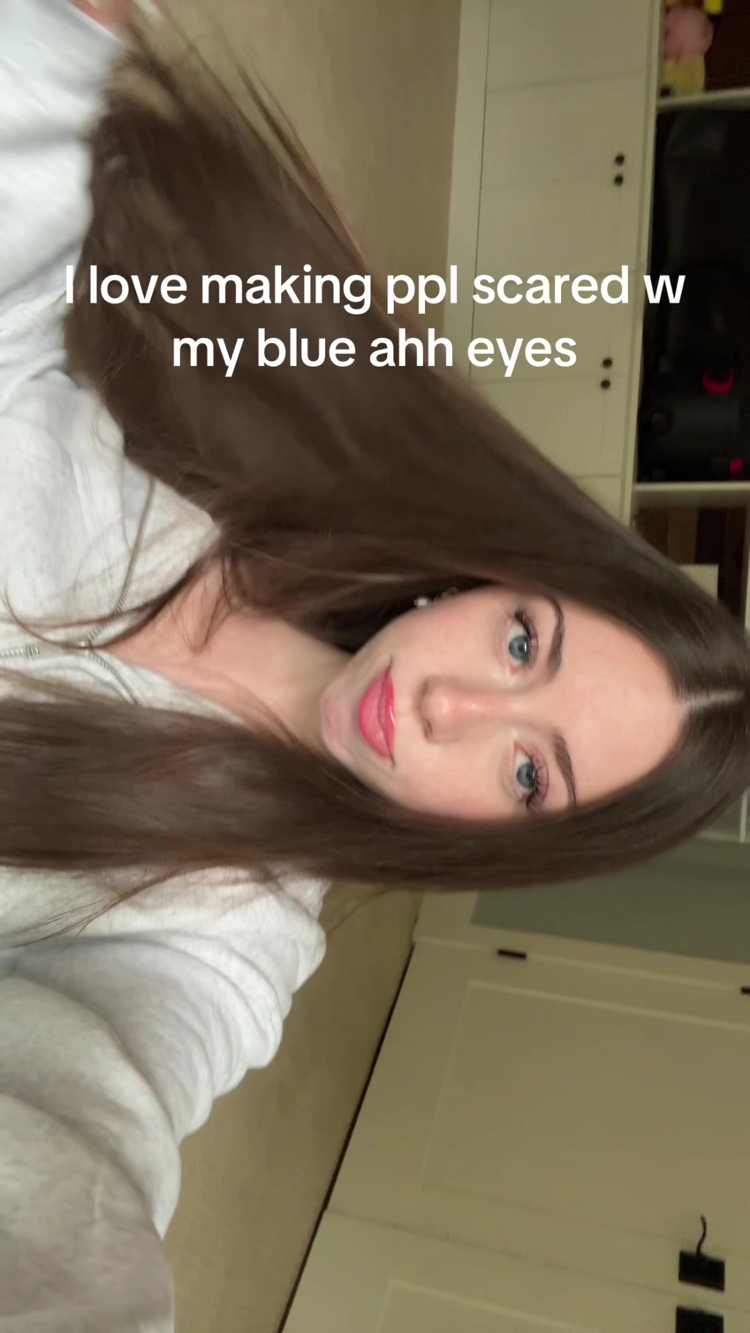 @avry555