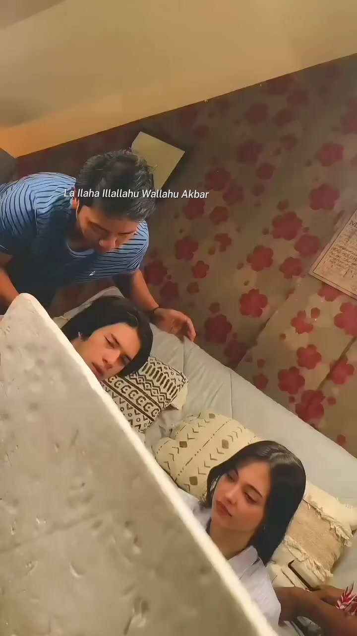 @varsha🦂