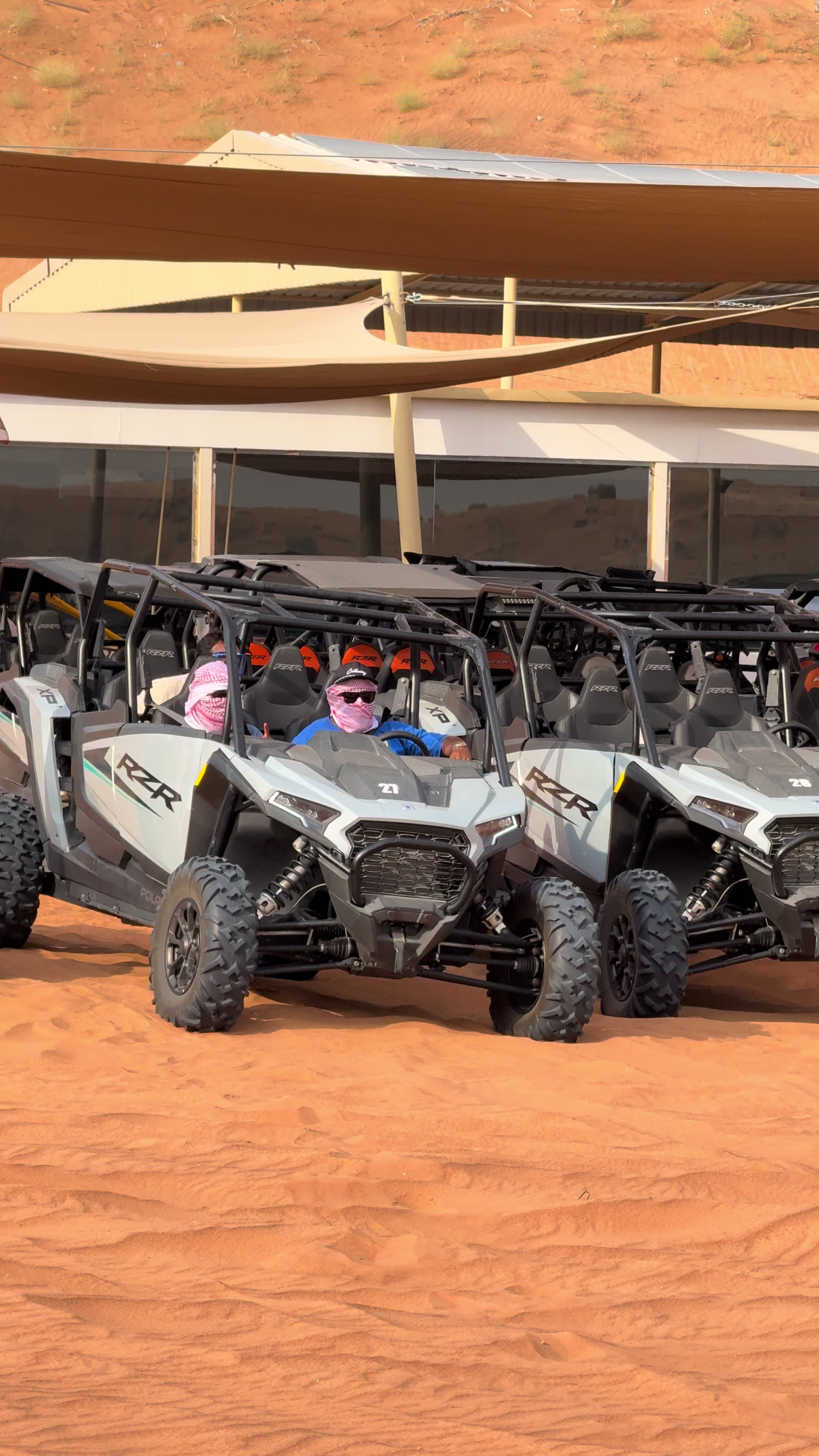 @Golden sand desert safari
