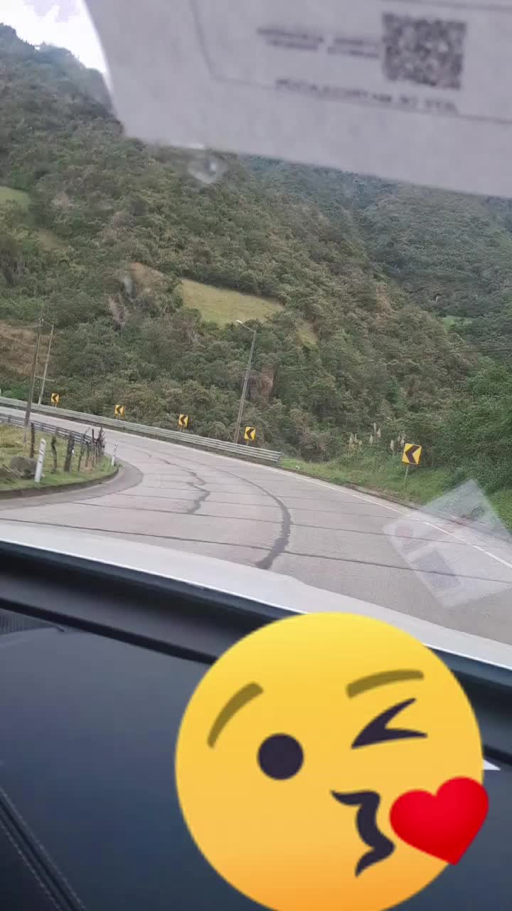 @Katlyojeda