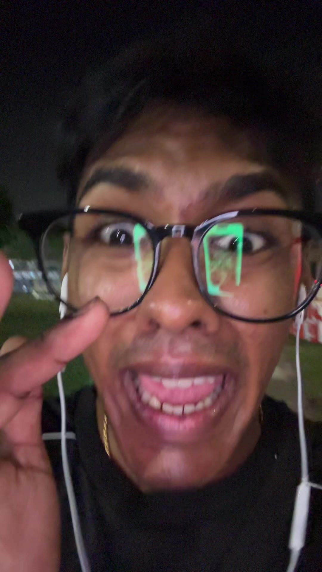 @Kiki Darling