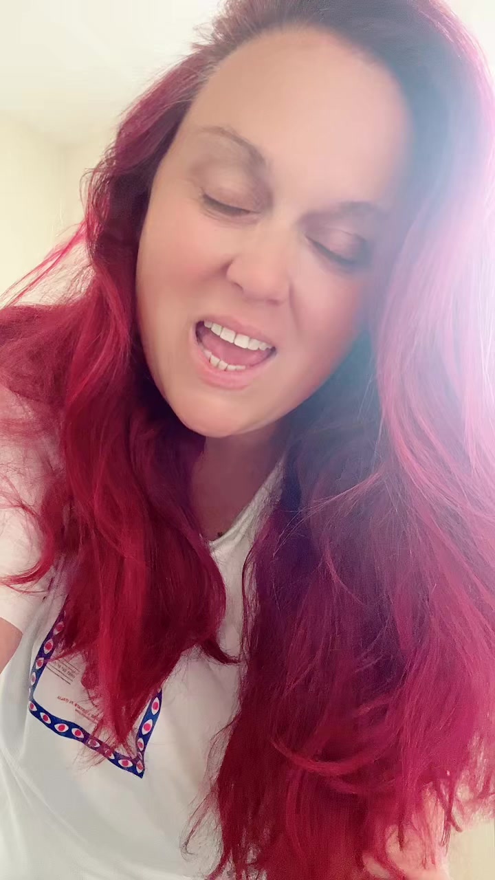 @SarahjustSarah_backup