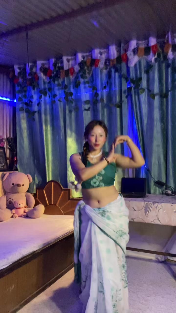 @Jenigurung🦋