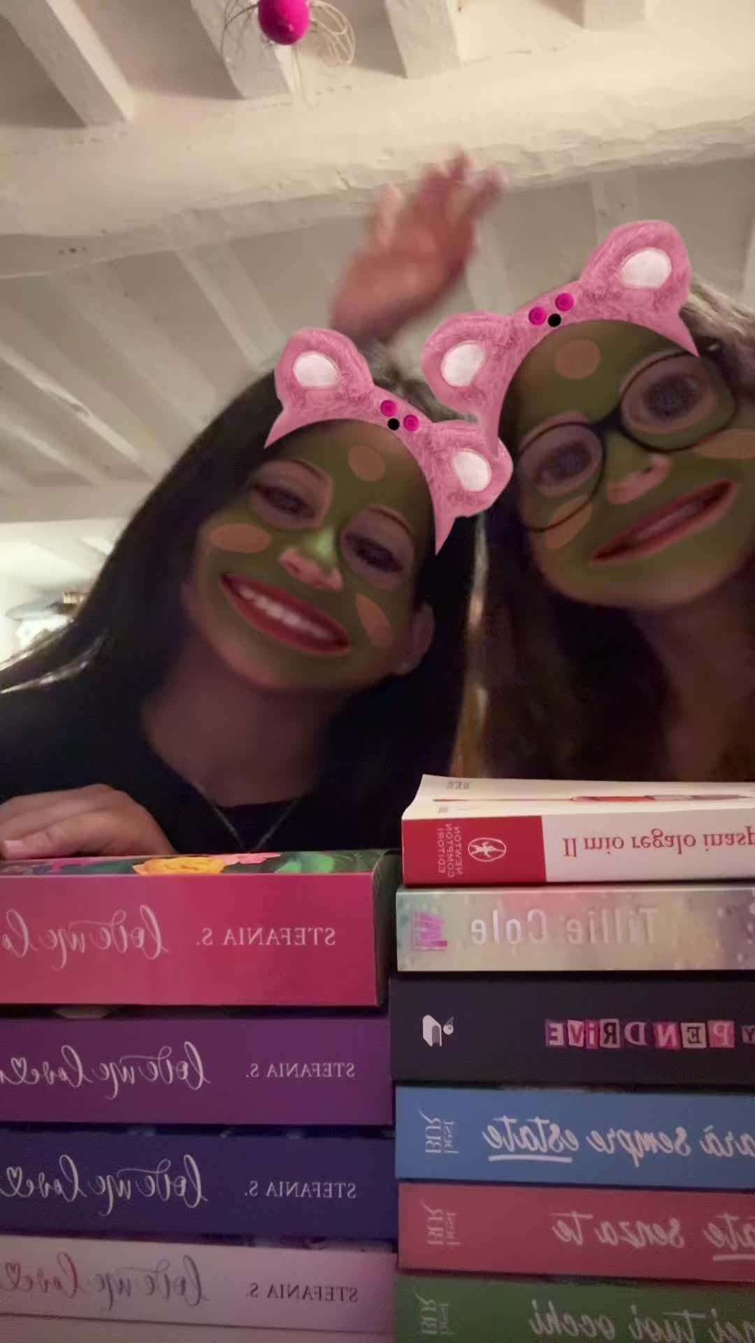 @𝒶𝓏𝓏𝓊 𝒶𝓂𝒷𝓇𝓎 booktook📚