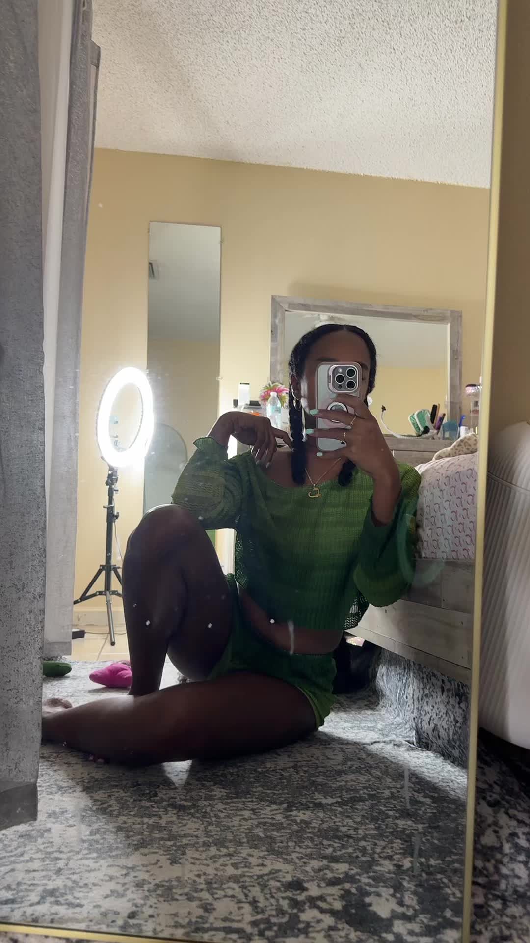 @bossandblushy