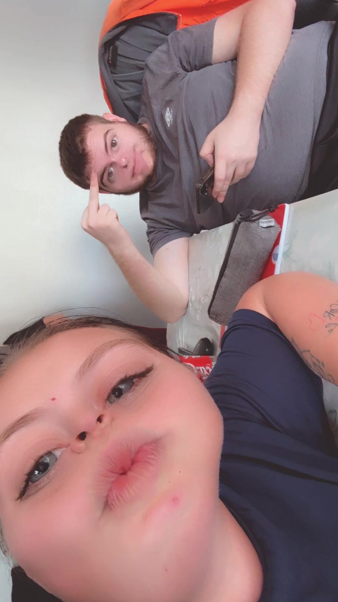 @𝐊𝐞𝐥𝐥𝐲’✞