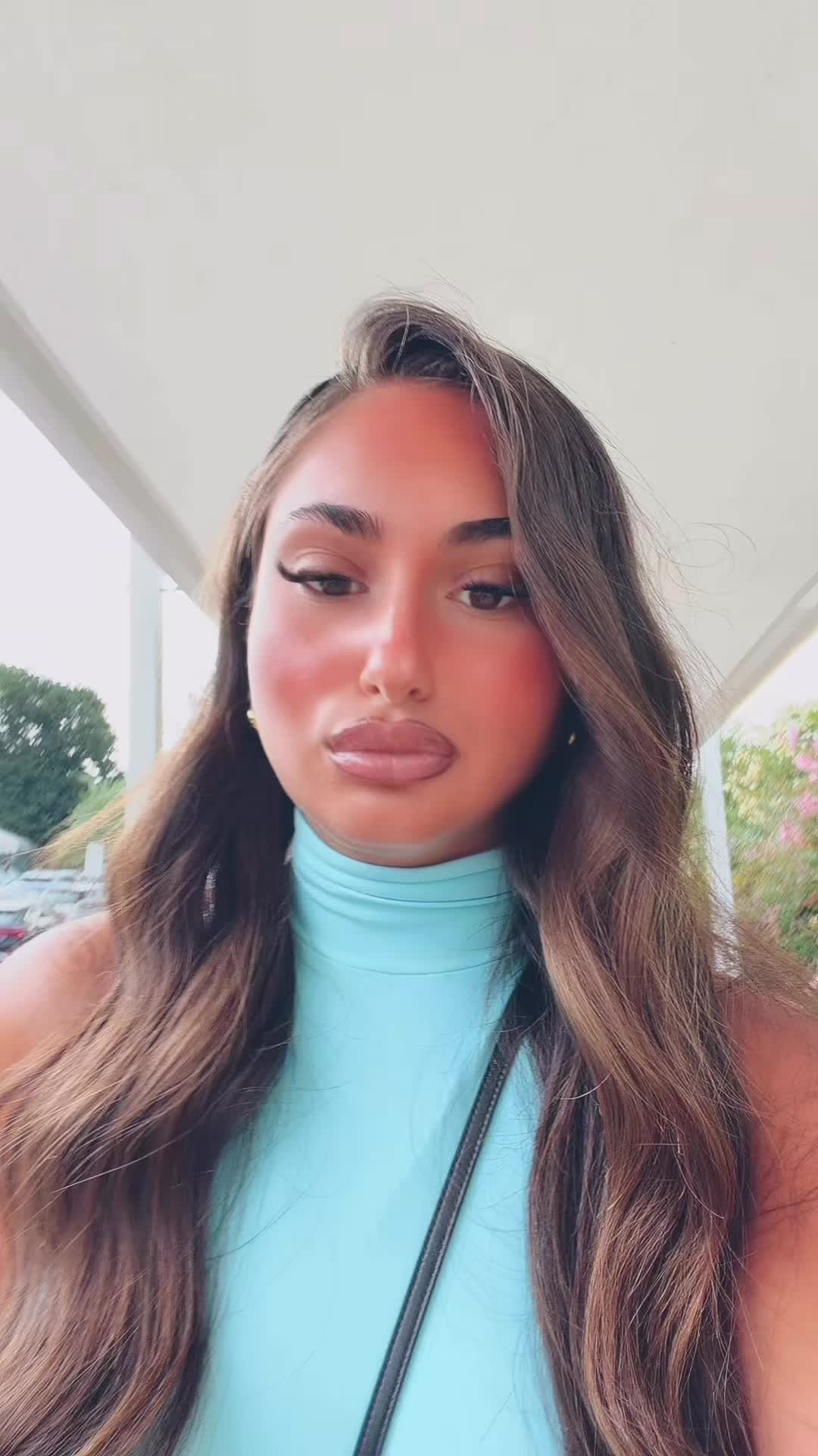 @ɹǝɟʎɔn˥