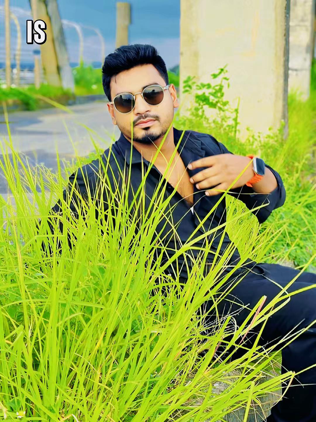 @♡ Raju Hossain Rajib 