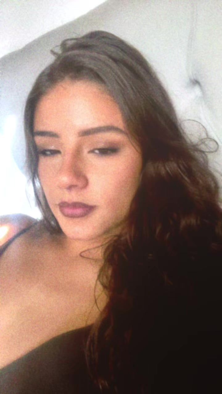 @laviniaaroux
