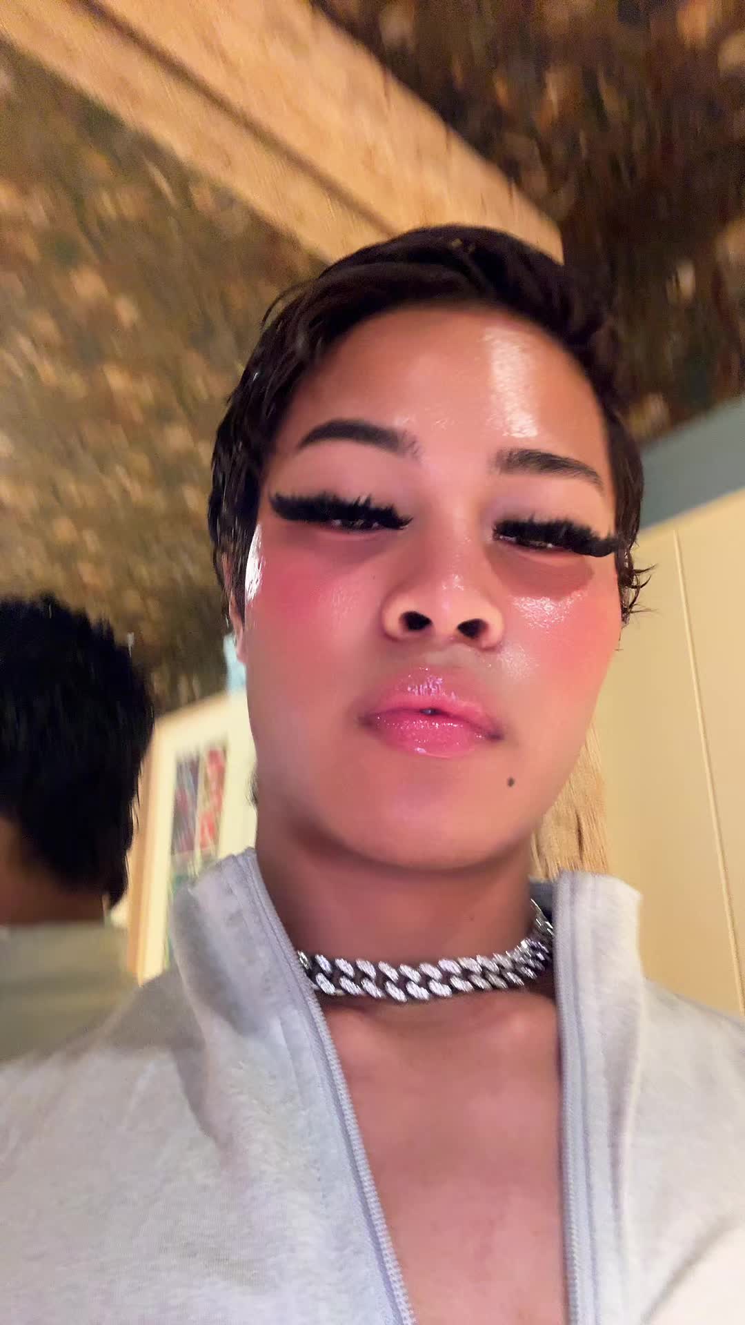 @Jo$hï