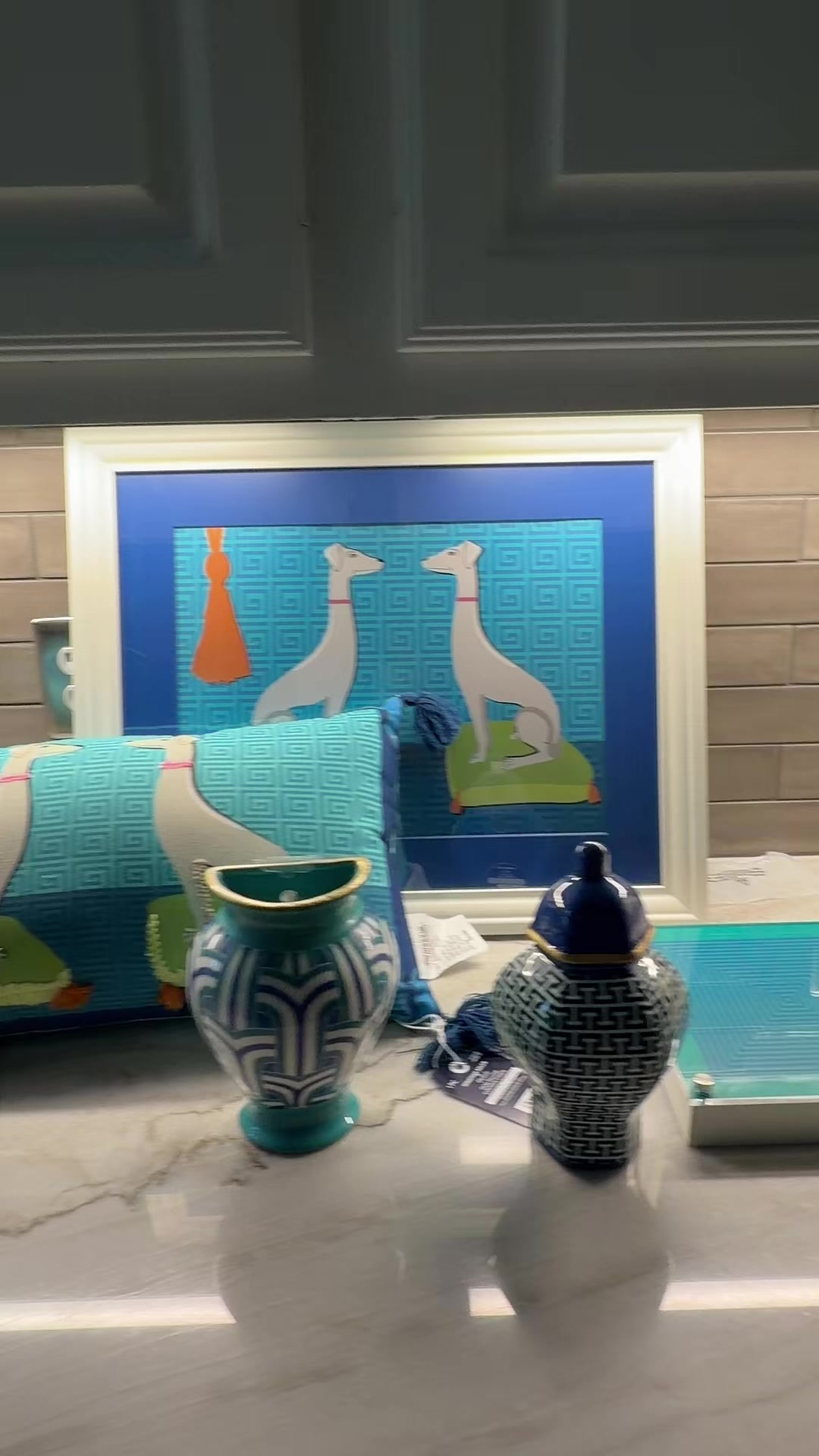 @Wayne Interiors