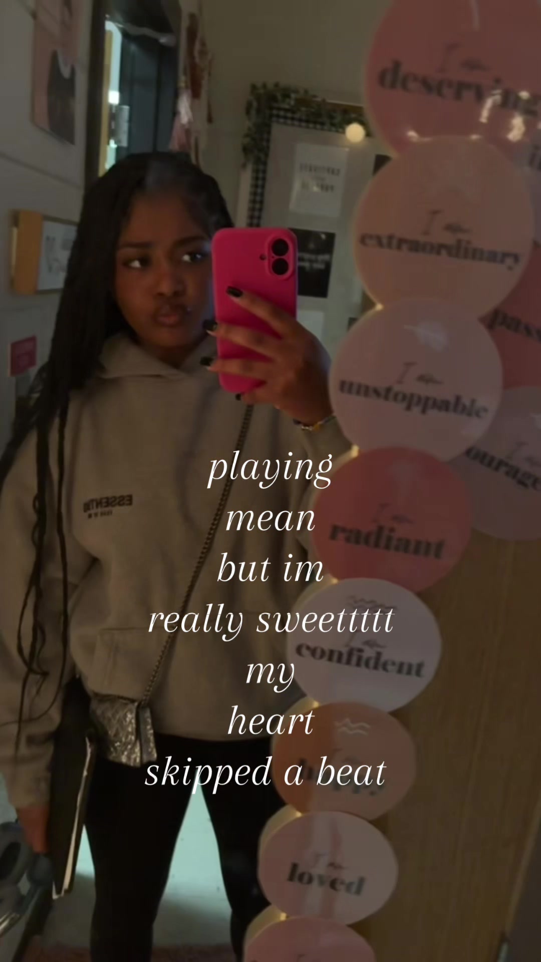 @✰