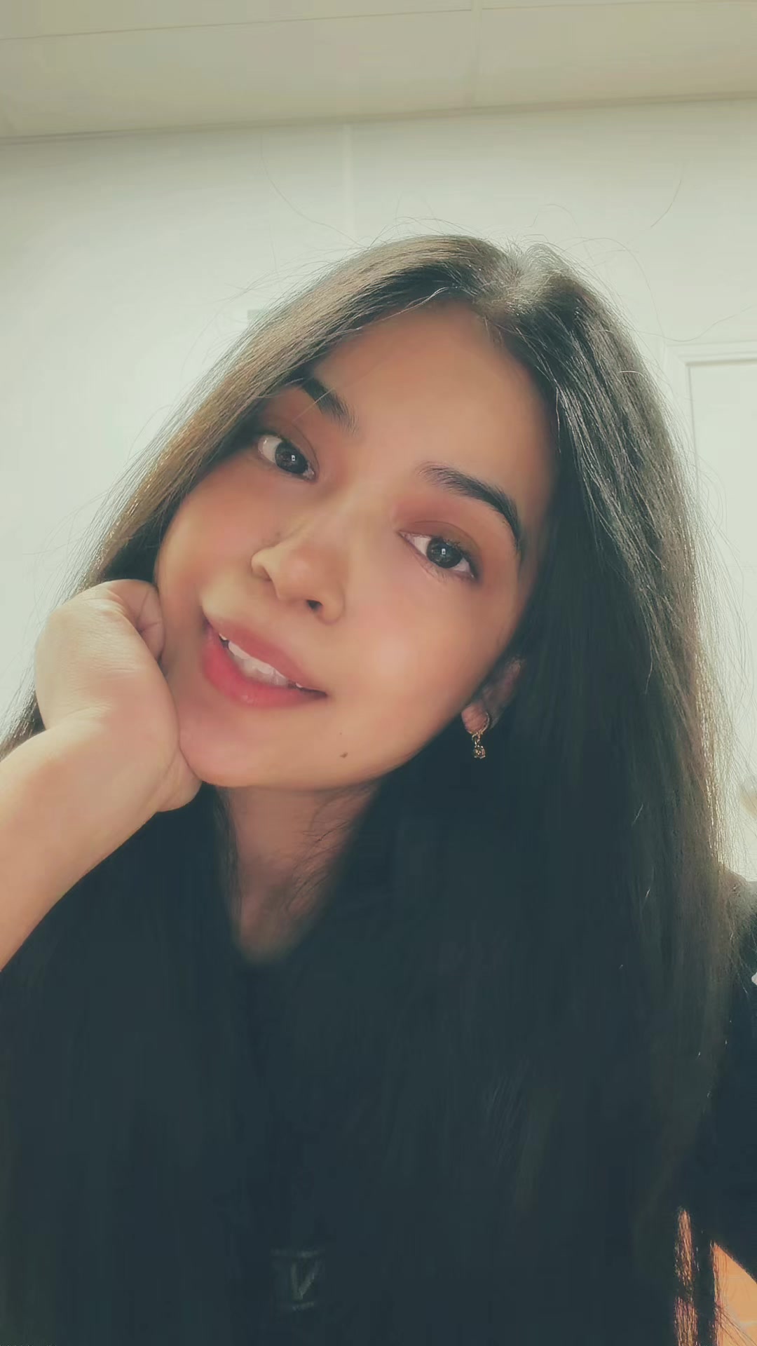 @ROSHNIKA BASTOLA❤️